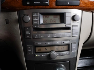 Седан Toyota Avensis 2007 года, 1070000 рублей, Тюмень