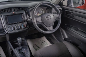 Седан Toyota Corolla Axio 2021 года, 1529000 рублей, Томск