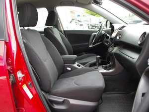 Внедорожник Toyota RAV4 2011 года, 1610000 рублей, Владимир