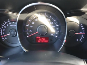 Седан Kia Rio 2014 года, 910000 рублей, Брянск