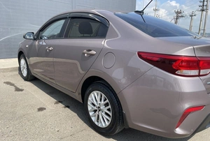 Седан Kia Rio 2018 года, 1275000 рублей, Солонцы