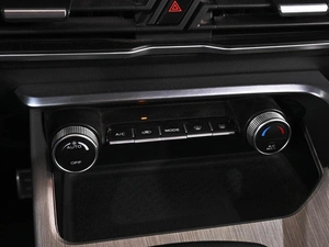 Внедорожник Geely Coolray 2023 года, 1918000 рублей, Аксай