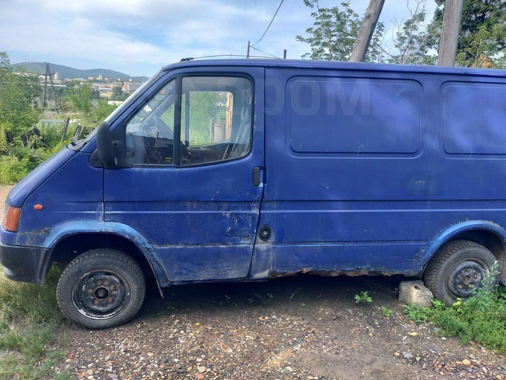 Фургон Ford Transit 1994 года, 160000 рублей, Красноярск