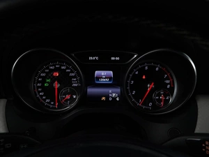Хетчбэк Mercedes-benz A-класс 2015 года, 1649055 рублей, Москва