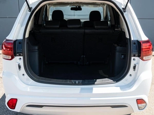 Внедорожник Mitsubishi Outlander 2022 года, 2970000 рублей, Краснодар