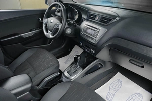 Седан Kia Rio 2016 года, 1169000 рублей, Тюмень