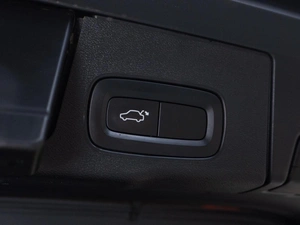 Внедорожник Volvo XC60 2018 года, 3949000 рублей, Тюмень