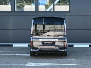 Минивэн Honda Stepwgn Spada 2019 года, 2199000 рублей, Кирилловка