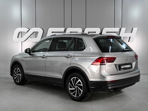 Внедорожник Volkswagen Tiguan 2019 года, 2415000 рублей, Аксай