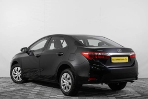 Седан Toyota Corolla 2013 года, 1699000 рублей, Кемерово