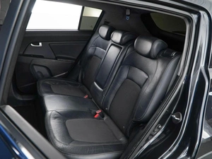 Внедорожник Kia Sportage 2012 года, 999996 рублей, Москва