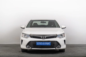 Седан Toyota Camry 2017 года, 1299000 рублей, Томск