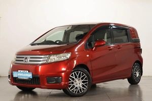 Минивэн Honda Freed 2011 года, 1229000 рублей, Челябинск