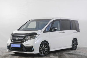 Минивэн Honda Stepwgn 2017 года, 2249000 рублей, Кемерово