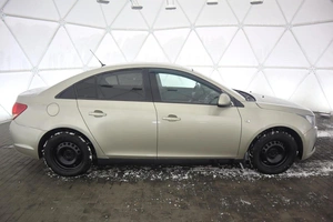 Седан Chevrolet Cruze 2011 года, 660000 рублей, Орёл