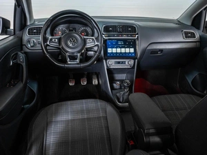 Седан Volkswagen Polo 2017 года, 1098000 рублей, Ставрополь