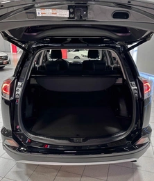 Внедорожник Toyota RAV4 2017 года, 2480000 рублей, Красноярск