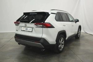 Внедорожник Toyota RAV4 2020 года, 3030000 рублей, Курск