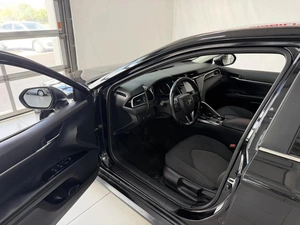 Седан Toyota Camry 2020 года, 2350000 рублей, Смоленск