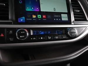 Внедорожник Toyota Highlander 2014 года, 2900000 рублей, Аксай