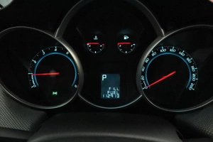 Седан Chevrolet Cruze 2013 года, 1040000 рублей, Курск