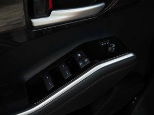 Внедорожник Toyota Highlander 2026 года, 5427077 рублей, Москва