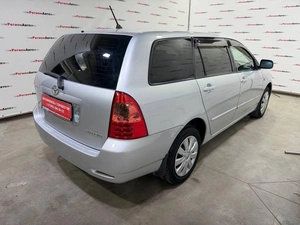 Универсал Toyota Corolla Fielder 2005 года, 655000 рублей, Красноярск