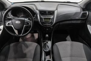 Хетчбэк Hyundai Solaris 2011 года, 799000 рублей, Новокузнецк