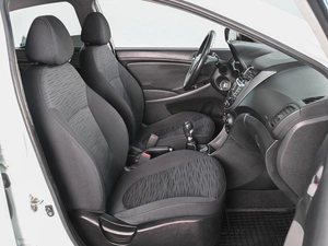 Седан Hyundai Solaris 2014 года, 799000 рублей, Аксай