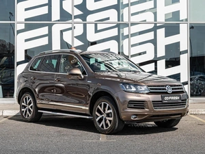 Внедорожник Volkswagen Touareg 2014 года, 2340000 рублей, Краснодар