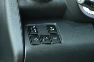 Внедорожник Toyota RAV4 2012 года, 1549000 рублей, Омск