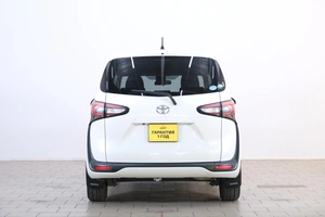 Минивэн Toyota Sienta 2020 года, 1619000 рублей, Омск