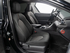 Седан Toyota Camry 2018 года, 2149000 рублей, Тюмень