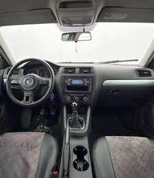 Седан Volkswagen Jetta 2013 года, 857000 рублей, Орёл