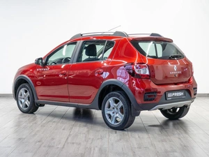 Хетчбэк Renault Sandero Stepway 2020 года, 1329000 рублей, Саратов