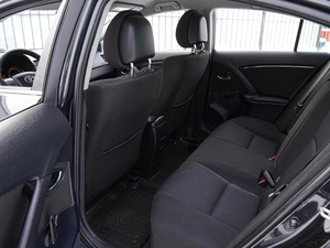 Седан Toyota Avensis 2010 года, 1050000 рублей, Волгоград