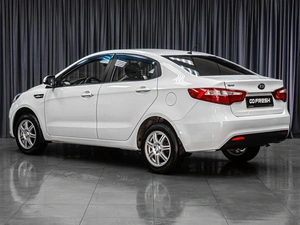 Седан Kia Rio 2014 года, 939000 рублей, Тюмень