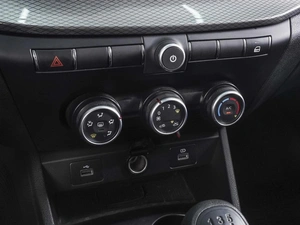 Седан ВАЗ (LADA) Vesta 2024 года, 1350000 рублей, Ростов-на-Дону