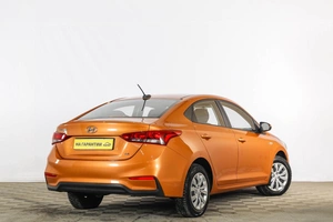 Седан Hyundai Solaris 2019 года, 1359000 рублей, Тюмень
