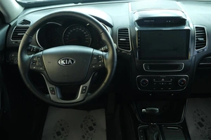 Внедорожник Kia Sorento 2018 года, 2489000 рублей, Омск