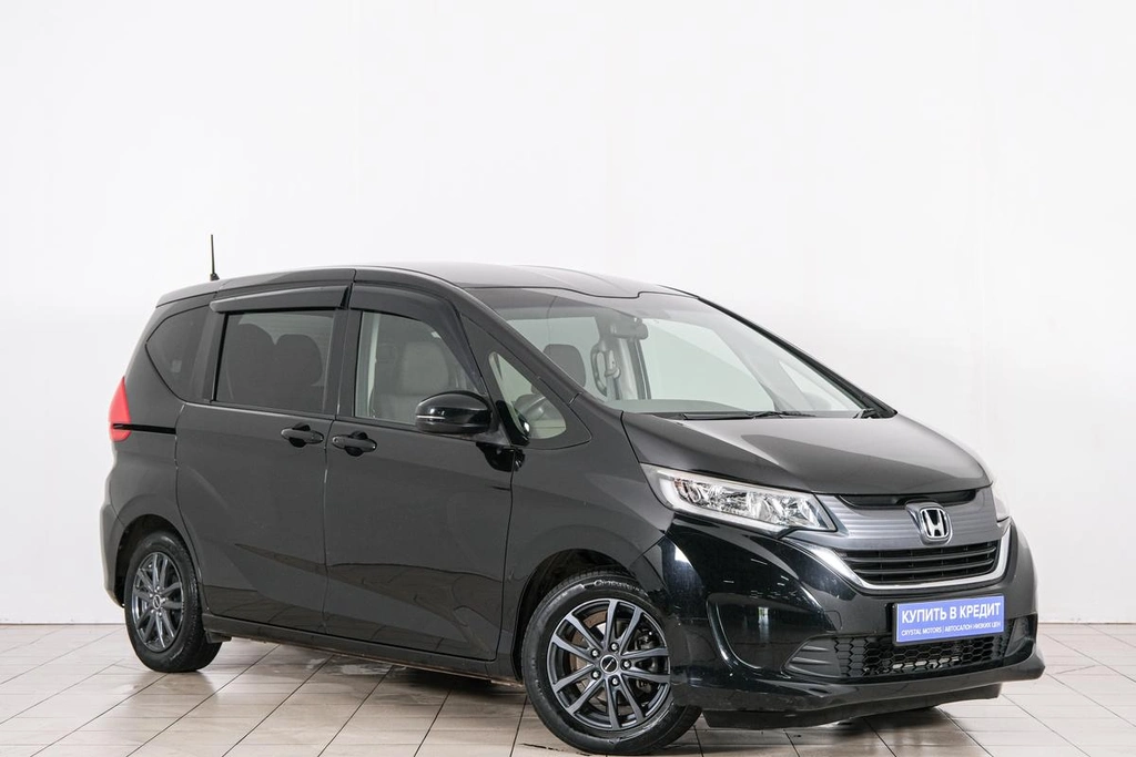 Минивэн Honda Freed 2017 года, 1499000 рублей, Красноярск
