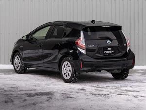 Хетчбэк Toyota Aqua 2018 года, 1315000 рублей, Краснодар