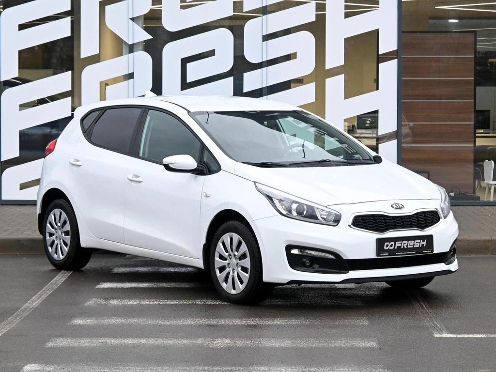 Хетчбэк Kia Ceed 2017 года, 1447000 рублей, Волгоград