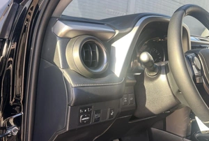Внедорожник Toyota RAV4 2016 года, 2400000 рублей, Солонцы