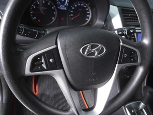 Седан Hyundai Solaris 2011 года, 970000 рублей, Ростов-на-Дону