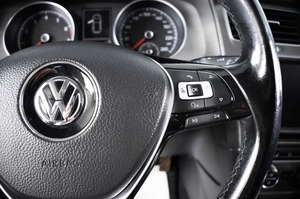 Хетчбэк Volkswagen Golf 2013 года, 1439000 рублей, Пермь