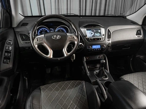 Внедорожник Hyundai ix35 2011 года, 1049000 рублей, Тюмень