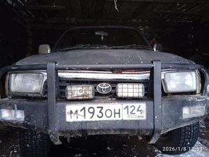 Внедорожник Toyota Hilux Surf 1994 года, 250000 рублей, Красноярск