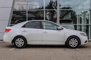 Седан Kia Cerato 2010 года, 850000 рублей, Ярославль