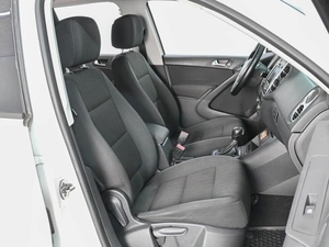 Внедорожник Volkswagen Tiguan 2012 года, 1350000 рублей, Ростов-на-Дону